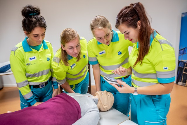 Nieuwe opleiding ambulanceverpleegkundige